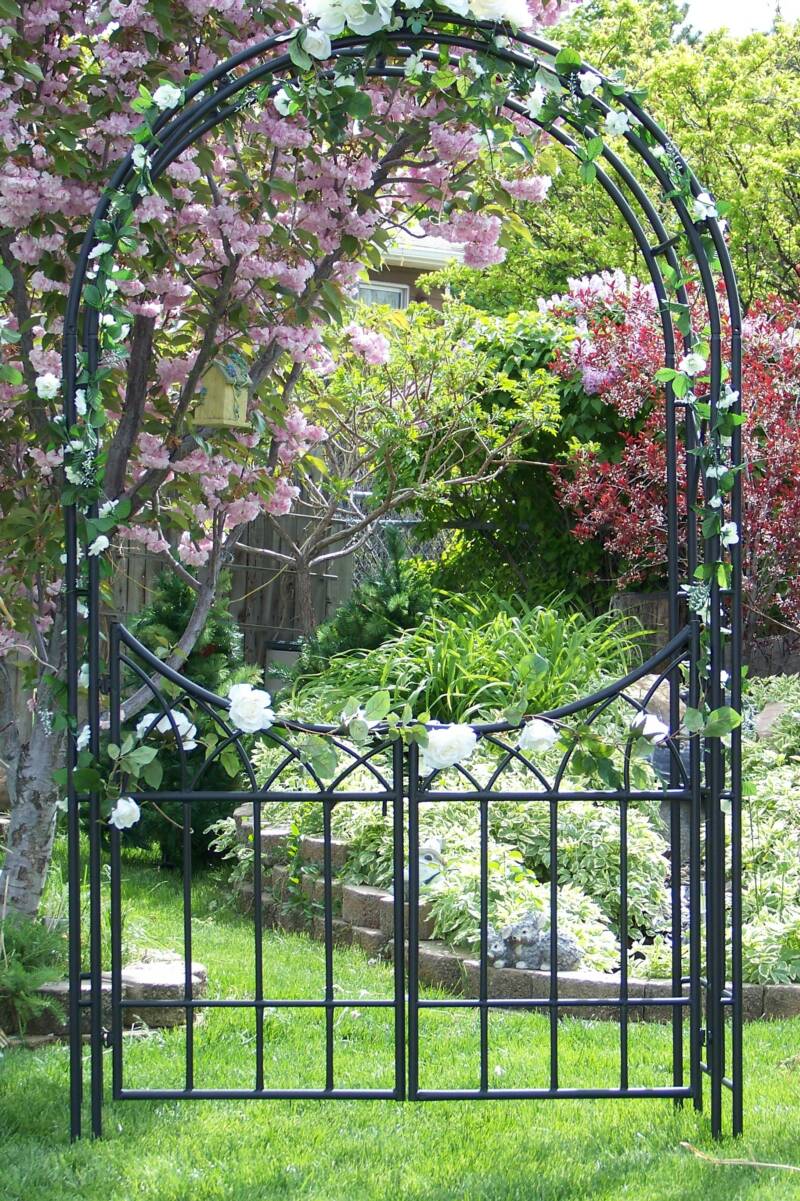 Wedding Decorations, Decorated Garden Arbor