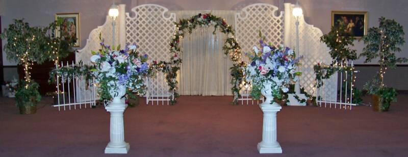 Salt Lake Wedding Decorations, Wrought Iron with upgrade lattice backdrop